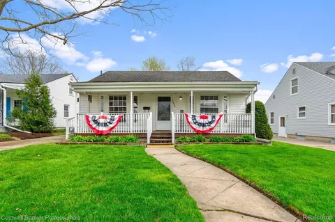 1628 Larkmoor Blvd, Berkley, MI 48072