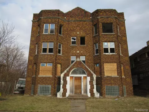 9440 Savery St, Detroit, MI 48206
