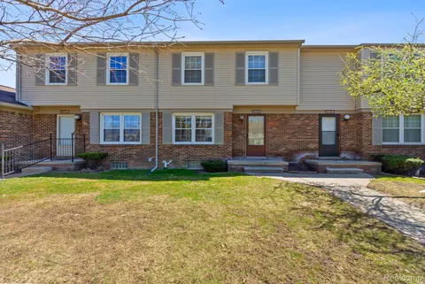 24244 Bashian Dr, Novi, MI 48375
