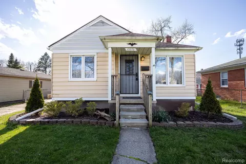15975 Woodworth, Redford, MI 48239