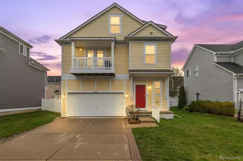 30611 Cassie Ln, Chesterfield, MI 48051