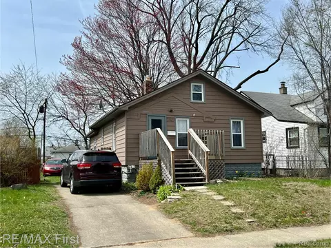 23821 Vance Ave, Hazel Park, MI 48030