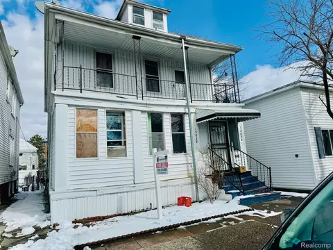 12028 Gallagher St, Hamtramck, MI 48212