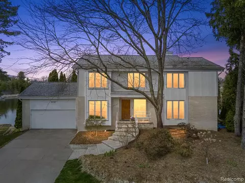 2737 Browning Dr, Lake Orion, MI 48360