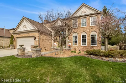 6086 Marshall Rd, Canton, MI 48187