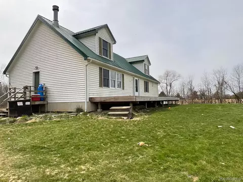 3556 Haines Rd, Arcadia, MI 48412