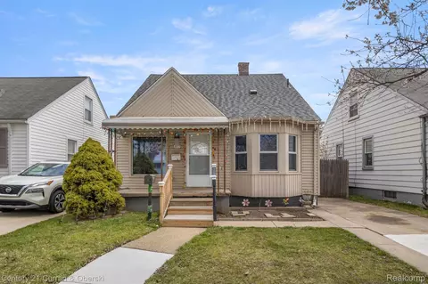 3171 Fort Park Blvd, Lincoln Park, MI 48146