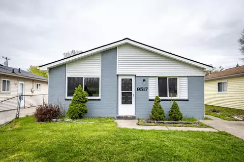 9517 Sylvia St, Taylor, MI 48180