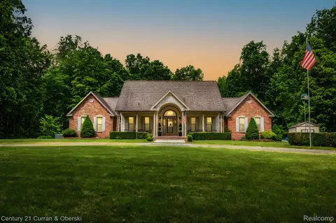 11550 Mount Hope Rd, Waterloo, MI 49259