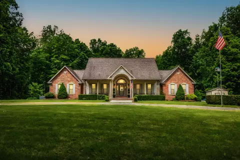 11550 Mount Hope Rd, Waterloo, MI 49259