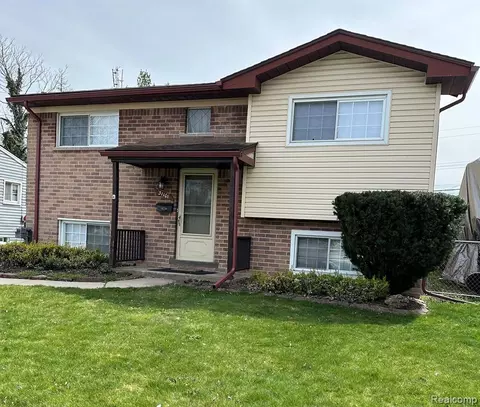 Undisclosed, Westland, MI 48186