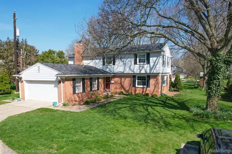 31127 Belmont, Beverly Hills, MI 48025