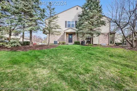3048 Forest Creek Ct #48, Ann Arbor, MI 48108