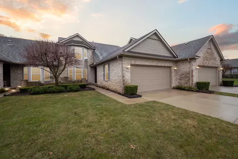 5396 Ivy Ct, Genoa, MI 48843