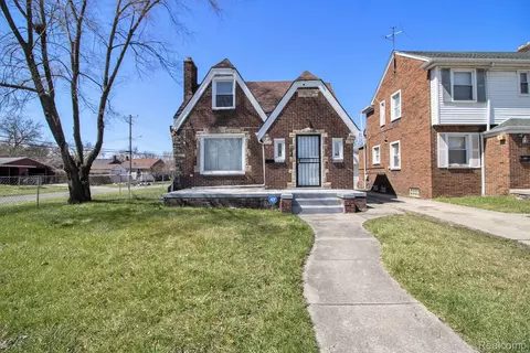 9903 Robson St, Detroit, MI 48227