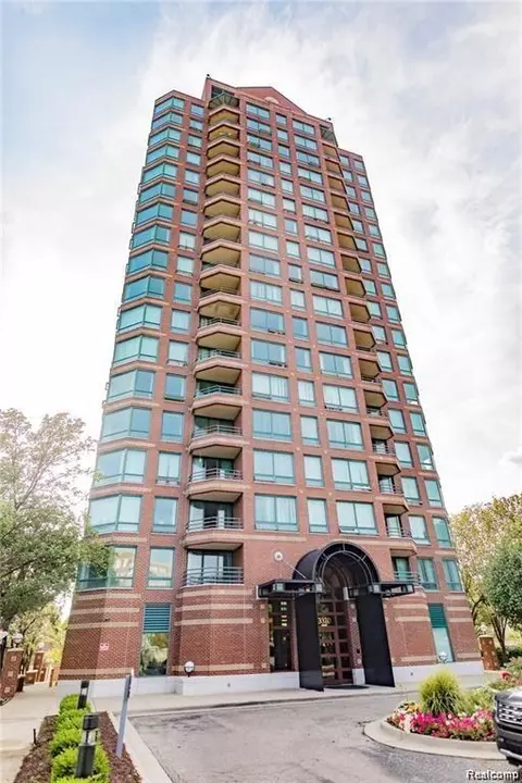 3320 Spinnaker Ln #7F, Detroit, MI 48207
