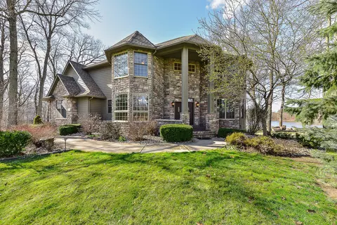 4719 Lakeshire Dr, Marion, MI 48843