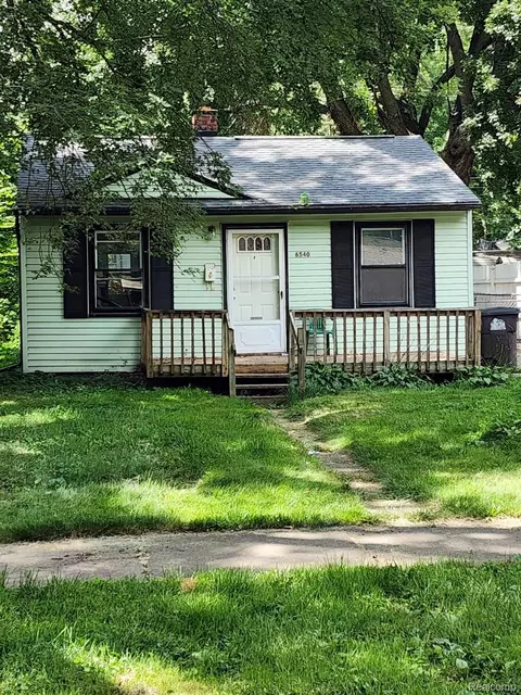 6540 Bailey St, Taylor, MI 48180