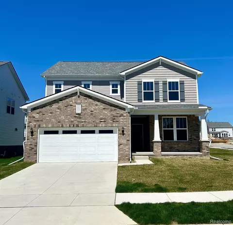 6006 Winsford Ln, Independence, MI 48346
