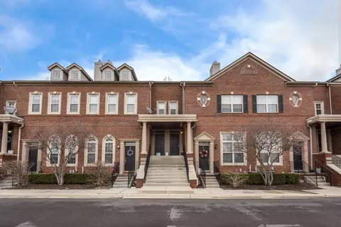 29427 Glen Oaks Blvd E, Farmington Hills, MI 48334