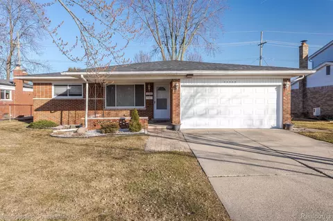 33302 Viceroy Dr, Sterling Heights, MI 48310