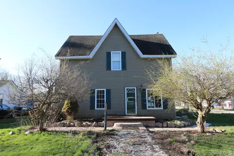 295 W 4th St, Imlay City, MI 48444