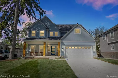 115 Detroit Ave, Royal Oak, MI 48073