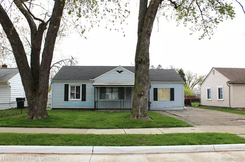 26620 Belanger St, Roseville, MI 48066