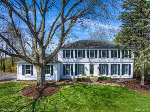 4130 Waterwheel Ln, Bloomfield Hills, MI 48302