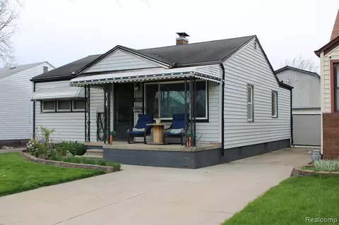 13509 Toepfer Rd, Warren, MI 48089
