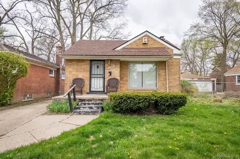 18633 Indiana St, Detroit, MI 48221
