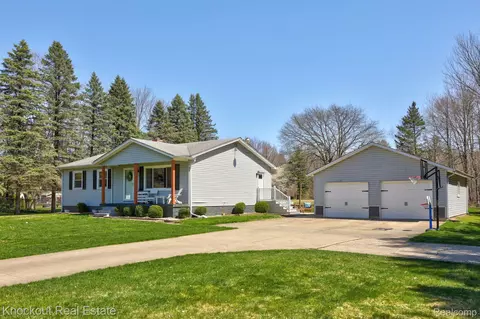 11779 S Block Rd, Birch Run, MI 48415
