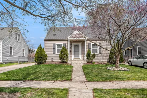 2407 Shevlin St, Ferndale, MI 48220