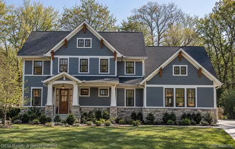 46159 Sunset St, Northville, MI 48167