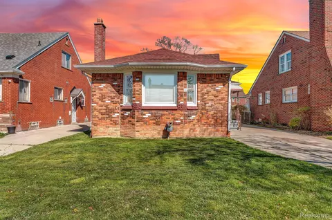 7636 Miller Rd, Dearborn, MI 48126