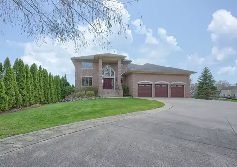 3517 Newton Rd, Commerce, MI 48382
