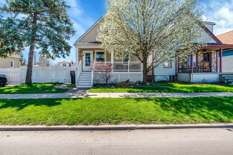 359 Ford Ave, Wyandotte, MI 48192