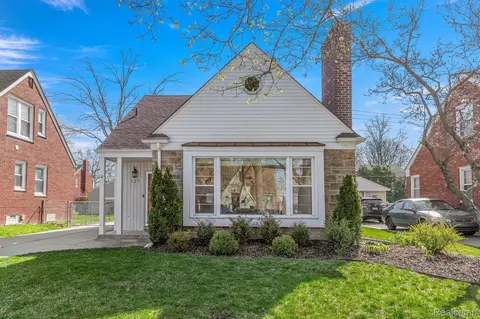 125 Beechmont St, Dearborn, MI 48124