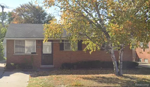15906 E 13 Mile Rd, Roseville, MI 48066