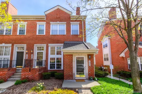 1325 S Washington Ave, Royal Oak, MI 48067