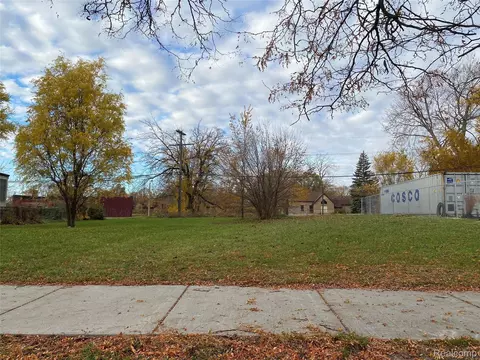 1777 Canton St, Detroit, MI 48207