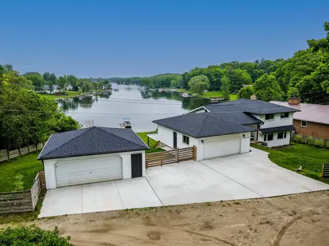 4655 Wilson Dr, Attica, MI 48412