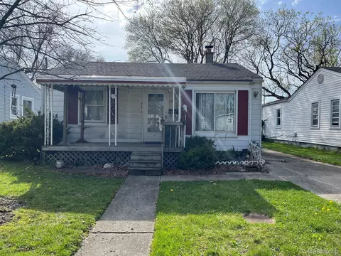 6316 Fellrath St, Taylor, MI 48180