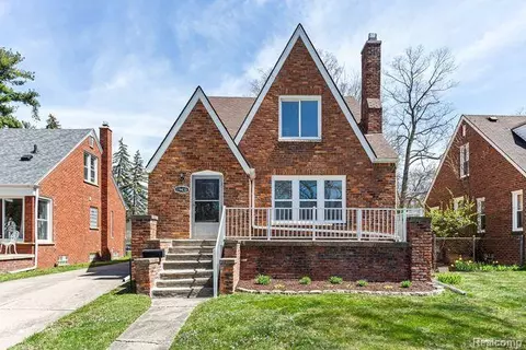 19438 Woodworth, Redford, MI 48240