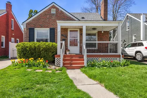 2989 Oakshire Ave, Berkley, MI 48072