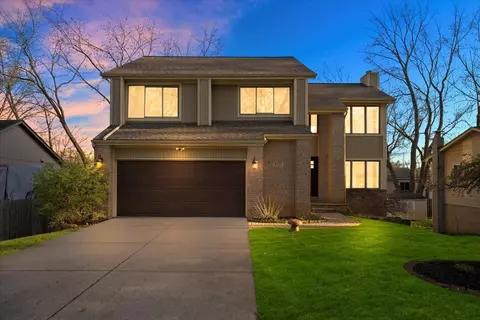 6777 Grassland Ave, West Bloomfield, MI 48324