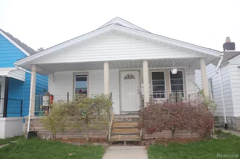 1477 Garfield Ave, Lincoln Park, MI 48146