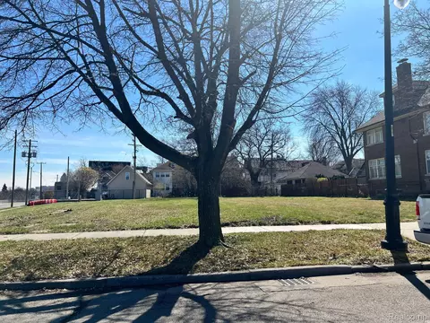 1157 Edison St, Detroit, MI 48202