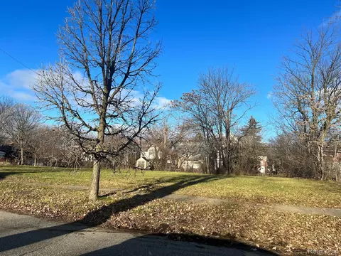 323 King St, Detroit, MI 48202