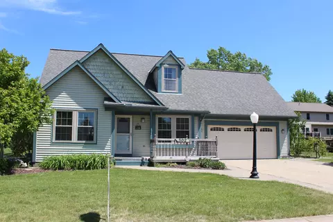 302 Oxford Lake Dr, Oxford, MI 48371